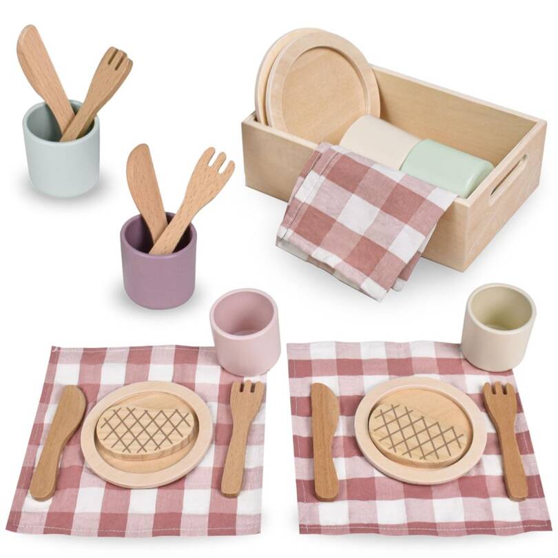 Holzgeschirrset für Kinder mit roten Tischsets