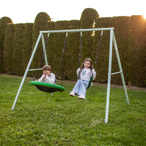 Doppelschaukel mit Gestell und Seilen – Sitz und Storchennest