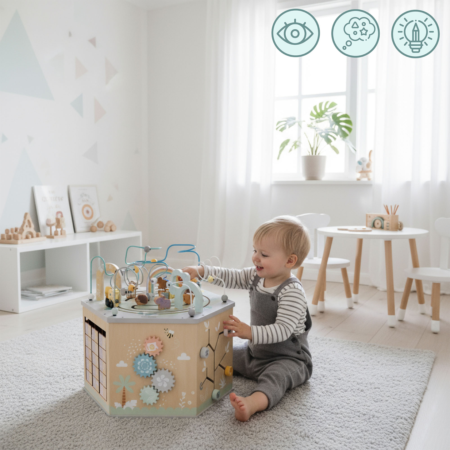 Großer Lernwürfel aus Holz – ein Montessori-Spielzeug mit Magnetzug und Motorschleifen