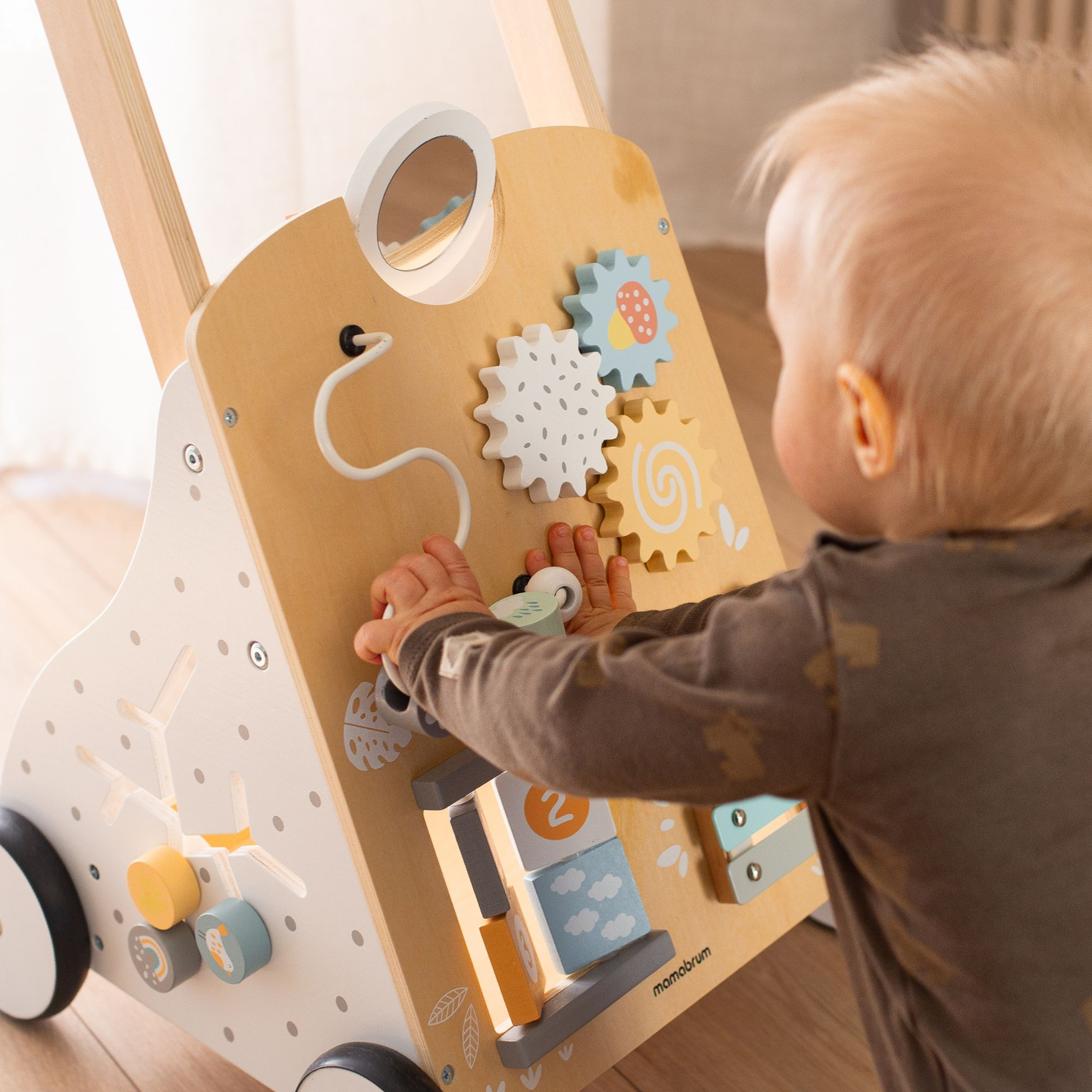 Pädagogische Lauflernhilfe 8in1 / Babystoßer - Manipulationsbrett