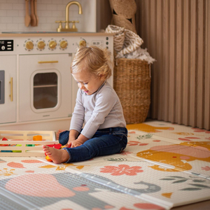 Doppelseitig faltbare Schaumstoffmatte 180 x 120 x 1cm - Exotische Elefanten/Delicate Grey