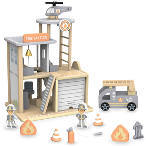 Hölzerne Feuerwache mit Zubehör, Feuerwehr