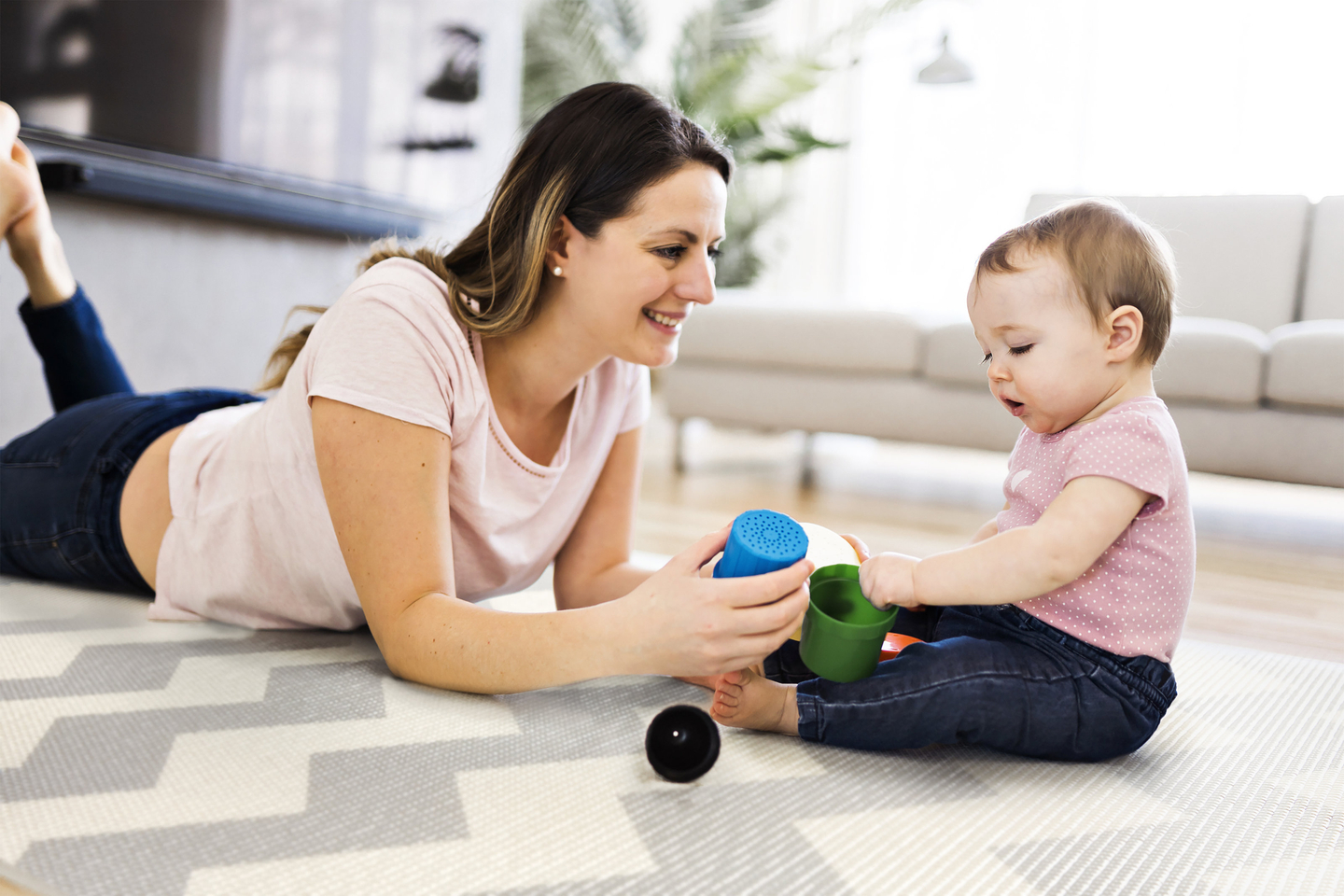 Beidseitige Schaummatte XXL – Rolle 2 CM (Wald und Zickzack)