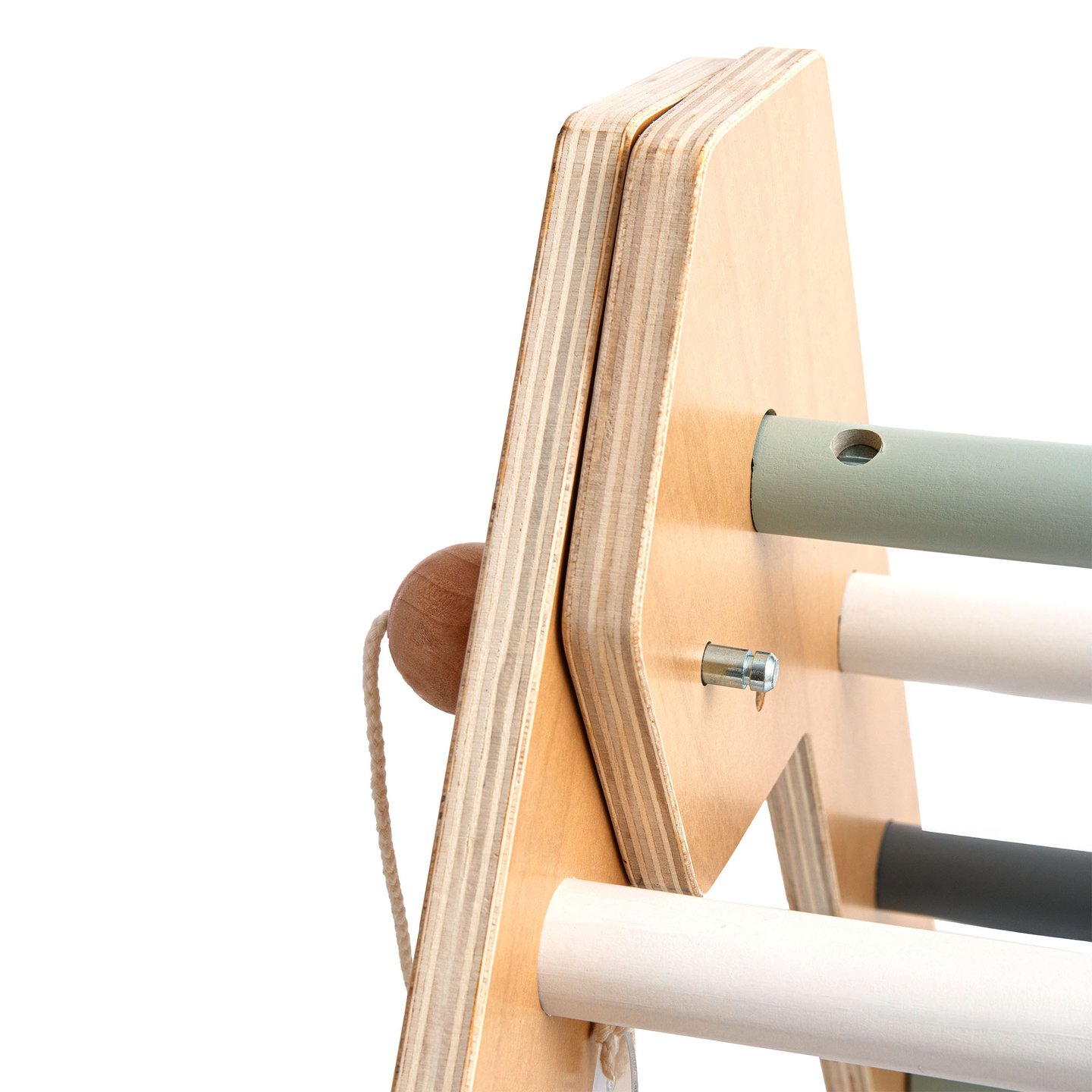 Indoor-Spielplatz aus Holz für Kinder – Kletterwand, Rutsche, Kletterbogen/-wippe und Pikler-Dreieck