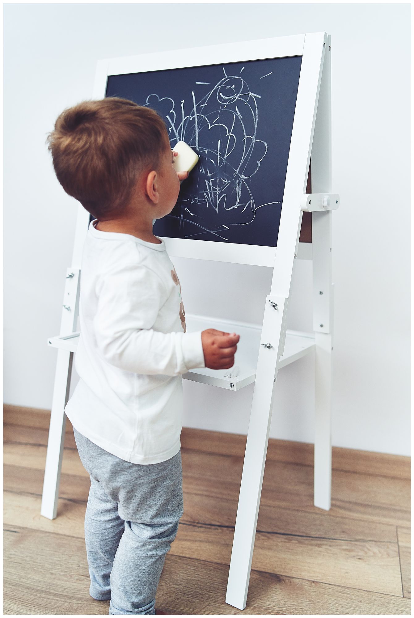 Doppelseitige Lerntafel: Magnet- und Kreidetafel - trocken abwischbar, aus Holz, für Kinder, zusammenlegbar