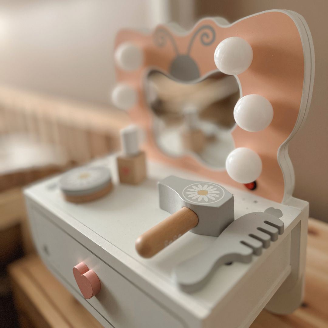 Mini-Schminktisch aus Holz mit LED-Beleuchtung - Butterfly