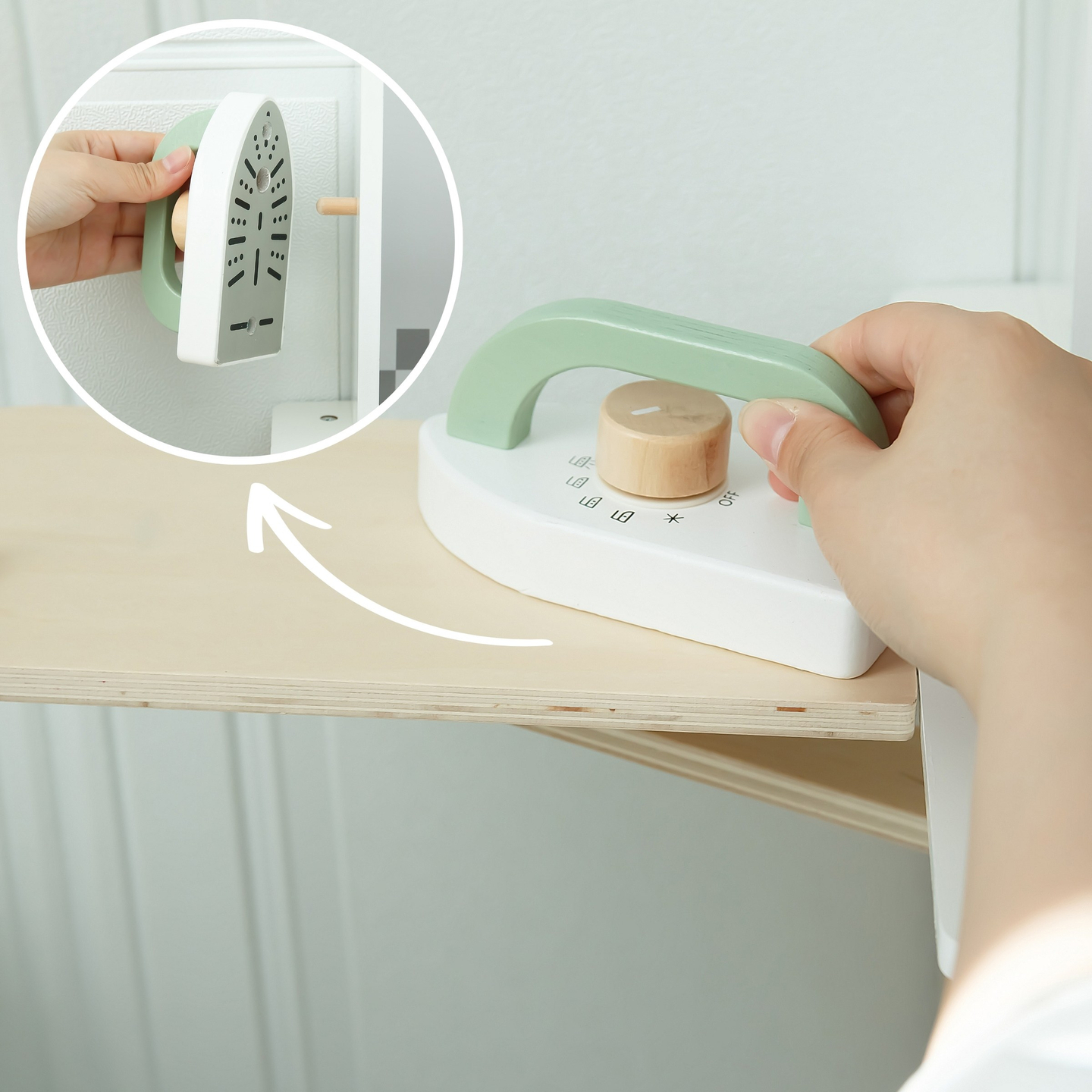 Interaktive Küche mit Waschmaschine, Geschirrspüler und Kreidetafel