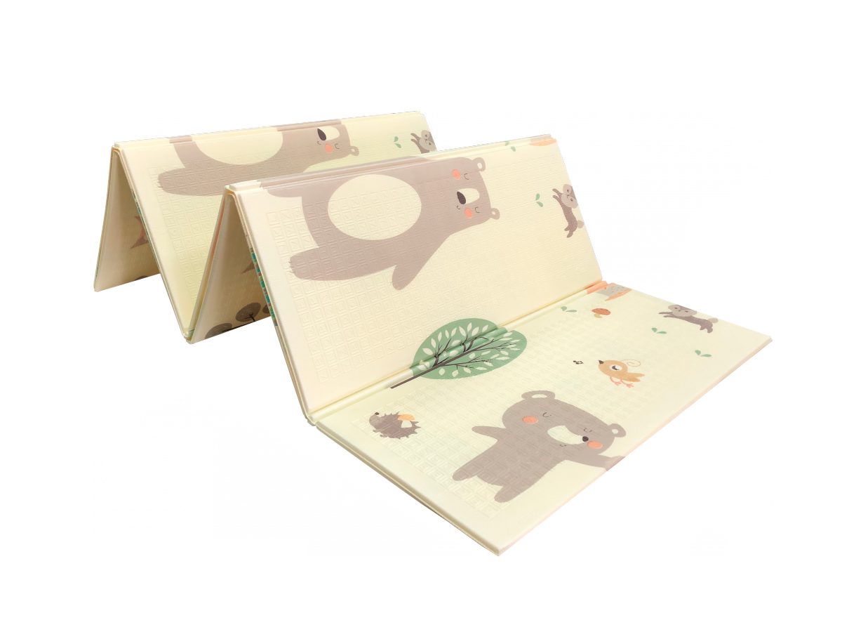 Beidseitige Schaummatte XXL – faltbar 1 CM (Wald mit einem Bären und Pferde)