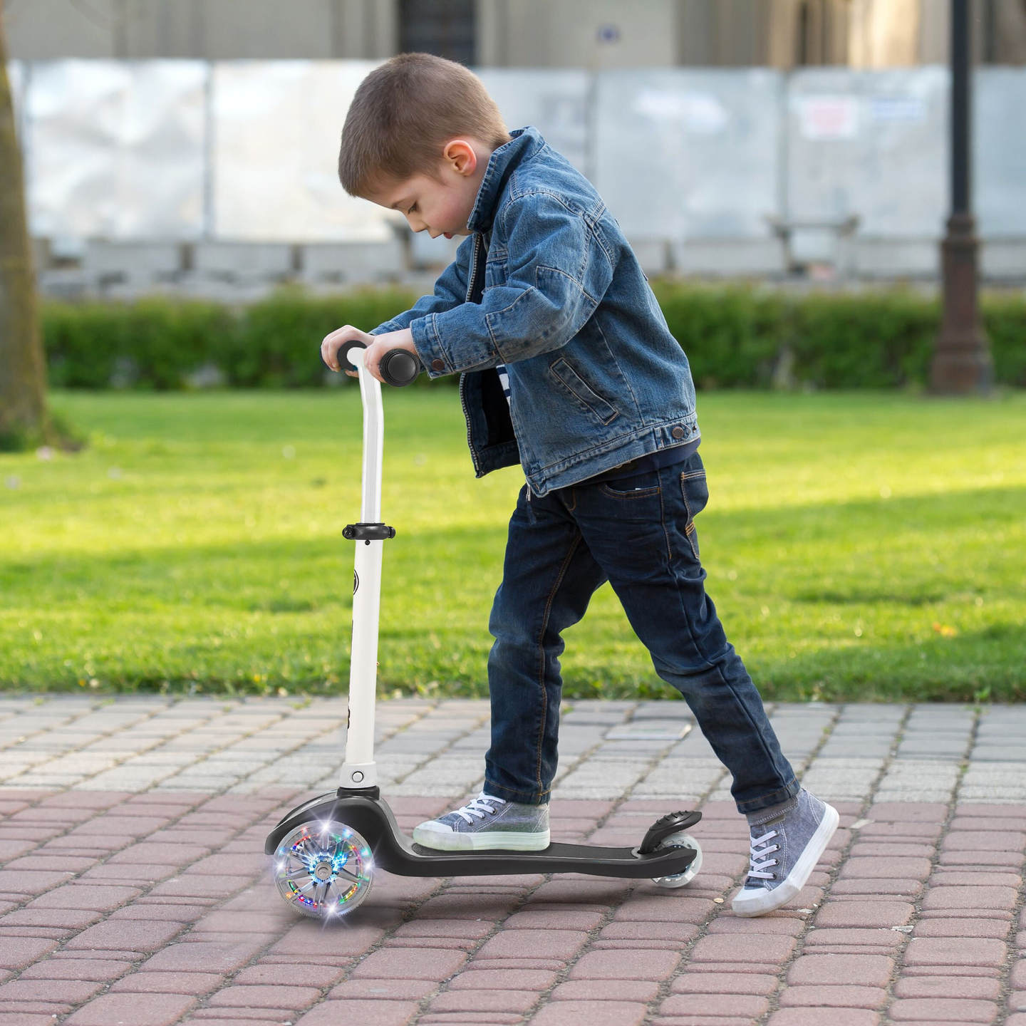 TRINGO dreirädriger Balance-Scooter, 3-8 Jahre alt – Schwarz + leuchtende LED-Räder