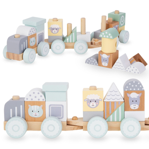 Holzeisenbahn mit Blöcken für einen Jungen - Bauernhof