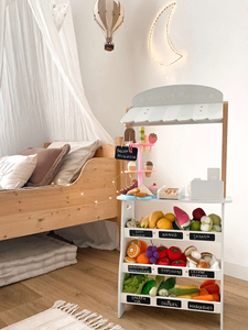 Gemüsestand - Holzstand mit Kisten, Kasse und Terminal