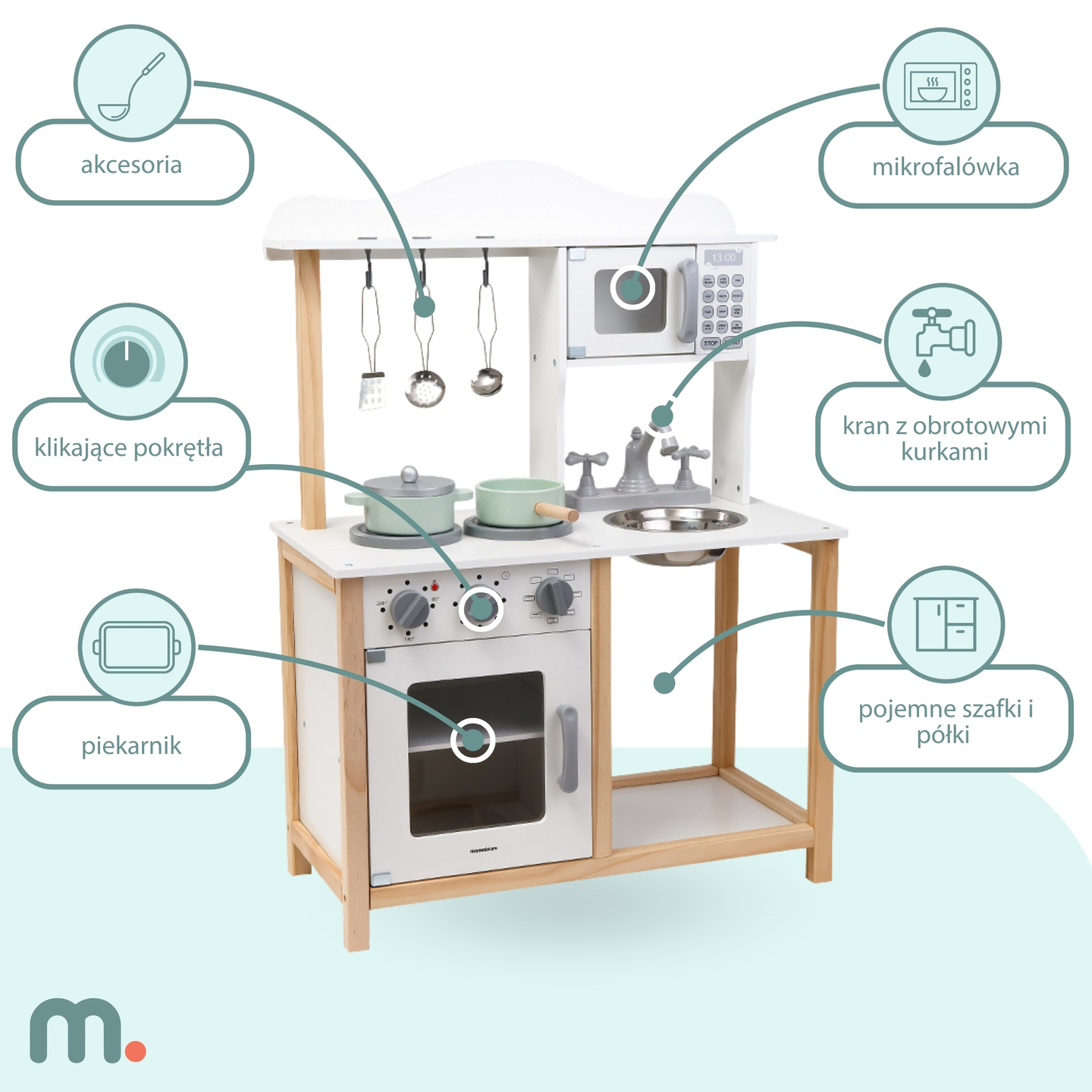 Kinderküche aus Holz mit Mikrowelle
