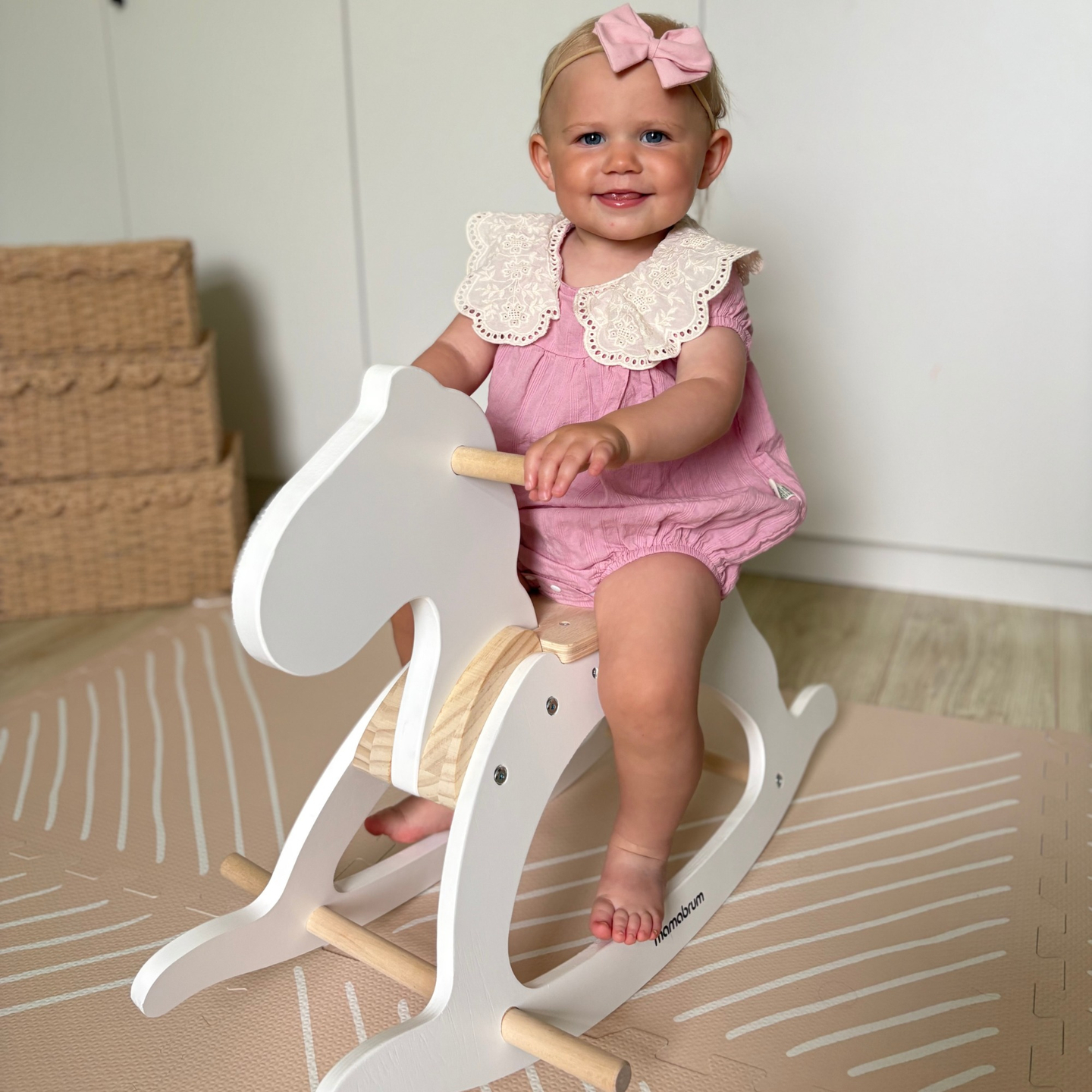 Holzschaukelpferd - weiß - ab 12 Monaten