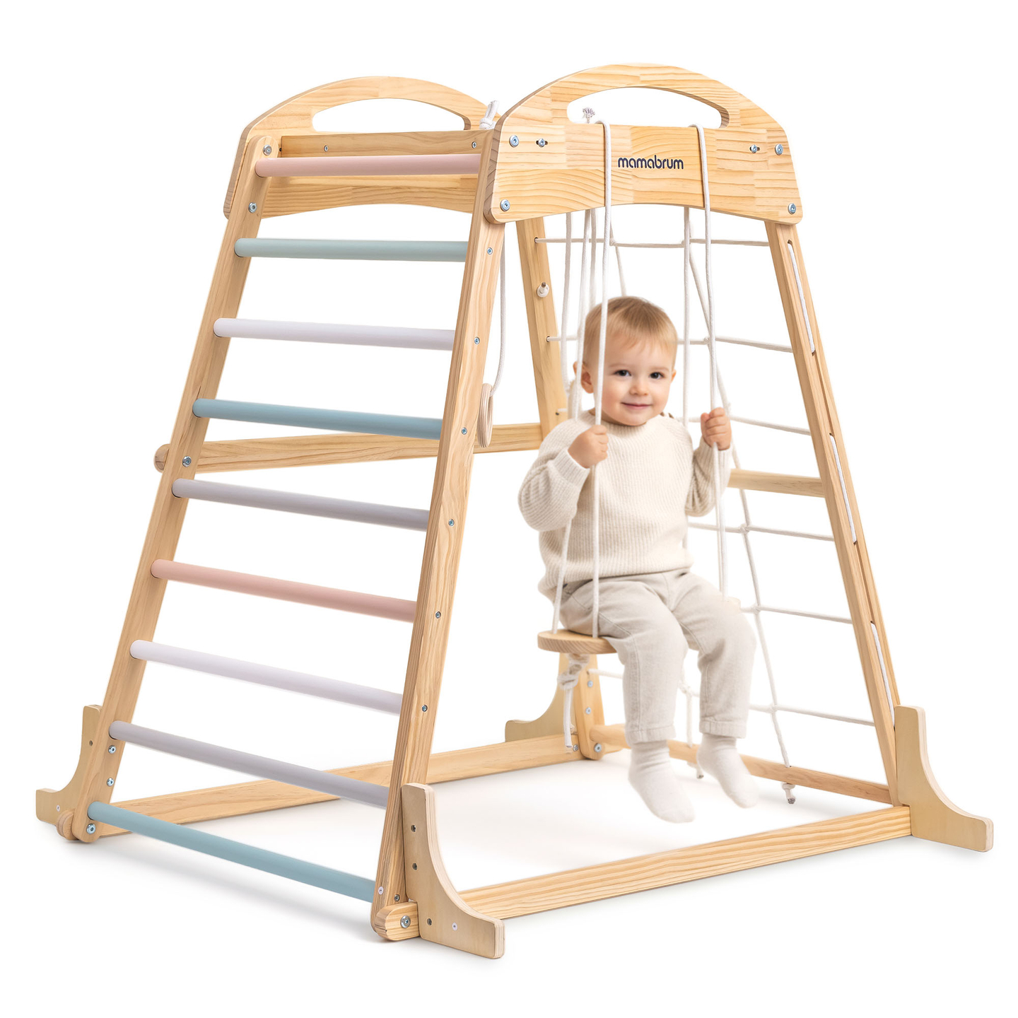 Indoor-Spielplatz aus Holz mit Schaukel, Turnringen und Kletternetz