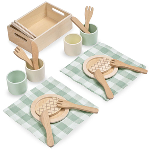 Kinder-Lunch-Set aus Holz mit grünen Tischsets