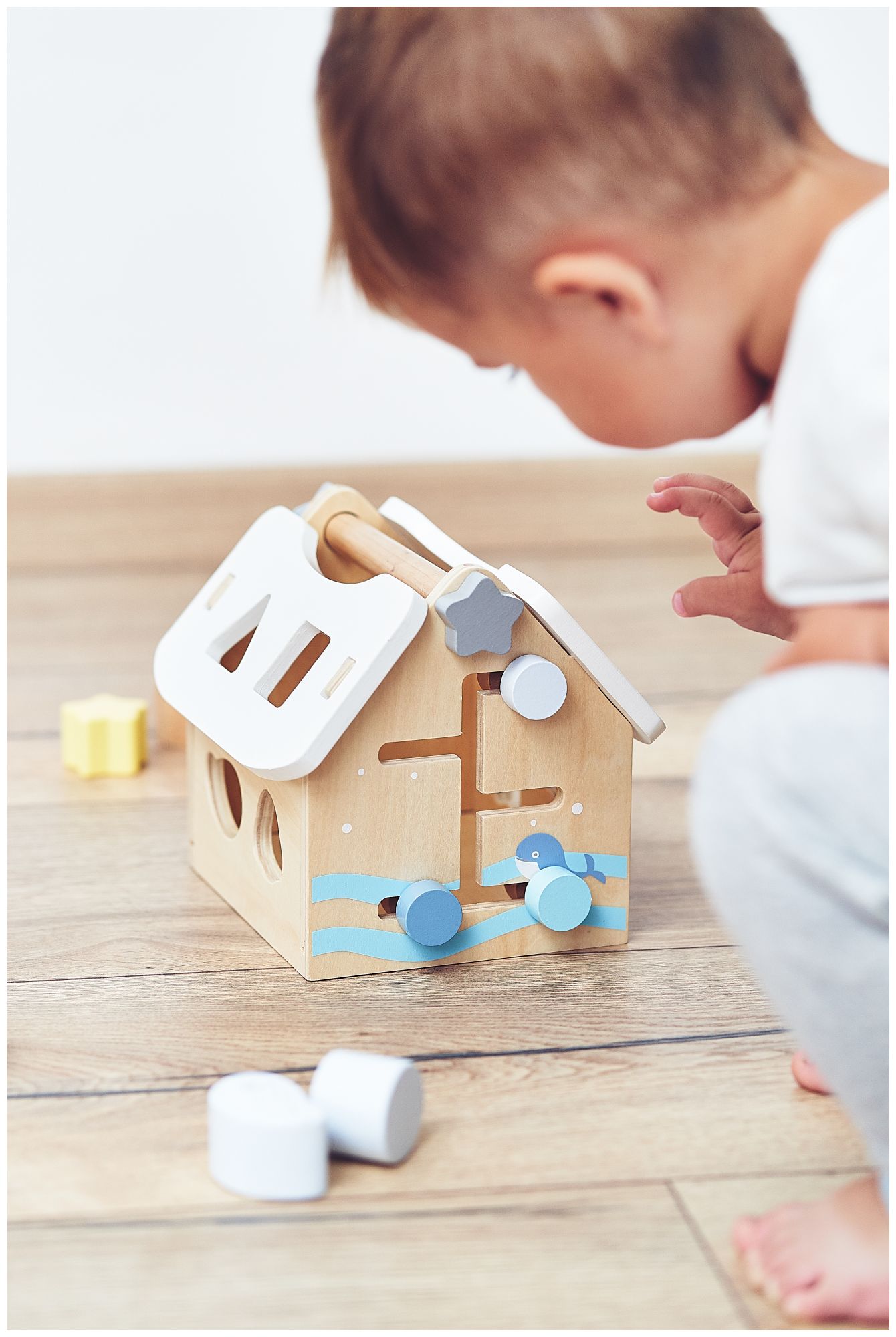 Sorter - Lernhaus aus Holz mit Bauklötzen