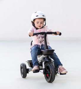 Dreirad HyperMotion TOBI VECTOR - dauerhaft aufgepumpte Räder + Schieber. Farbe: hellgrau.