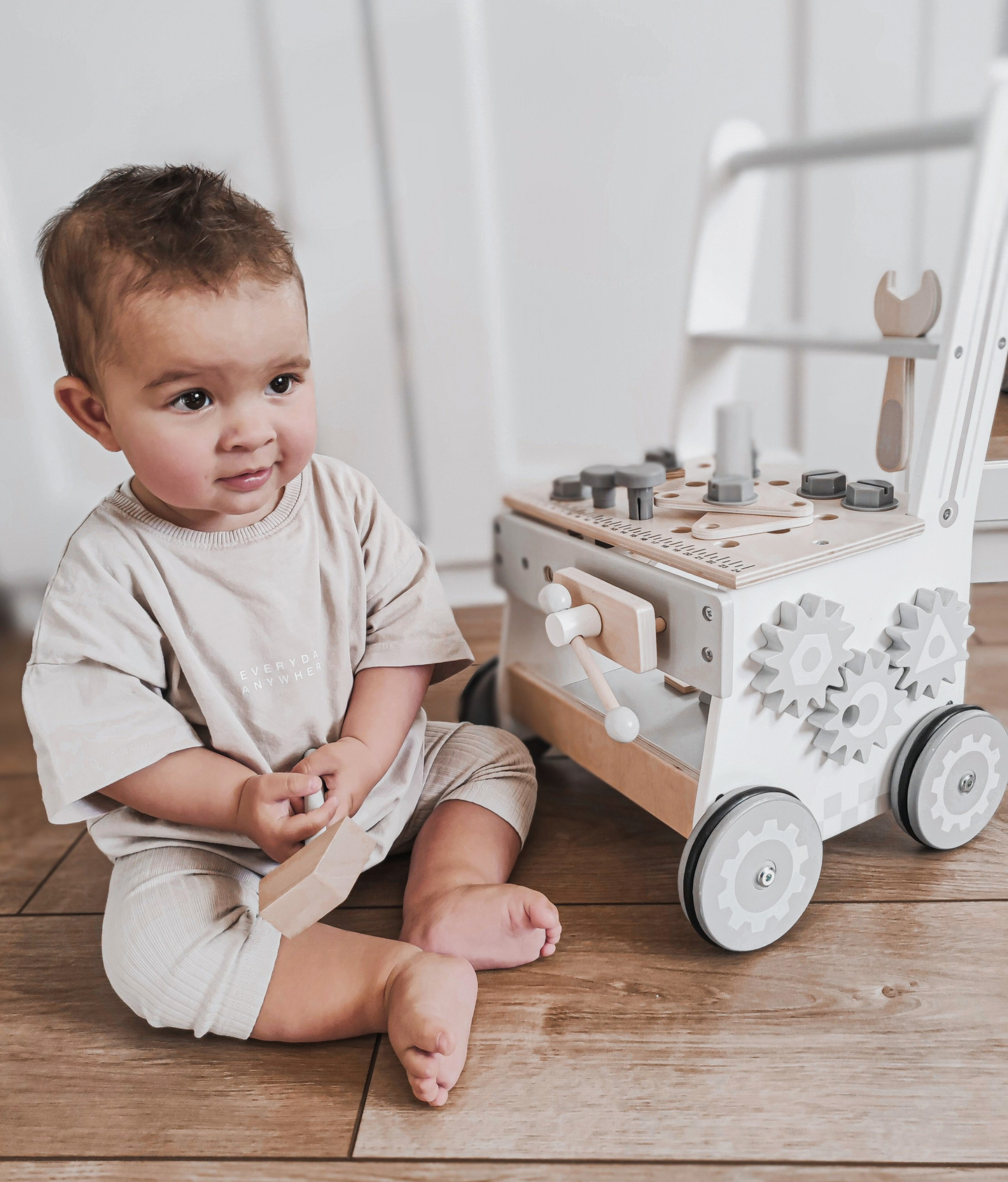 3-in-1-Walker aus Holz, Schieber + Werkstatt - 47 Elemente