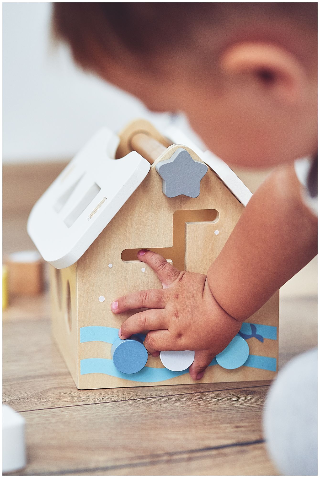 Sorter - Lernhaus aus Holz mit Bauklötzen