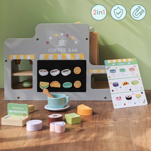 Ein großes Holzcafé und eine Eisdiele mit Magnettafel, Kaffeemaschine und Eis- und Dessertset - über 70 Teile!