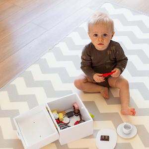 Beidseitige Schaummatte XXL – Rolle 2 CM (Wald und Zickzack)